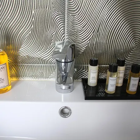 Cosy La Defense Lägenhetshotell 3*